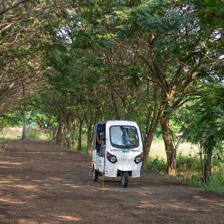 Sterling Stolen Heaven Lonavala Hotel Exterior photo